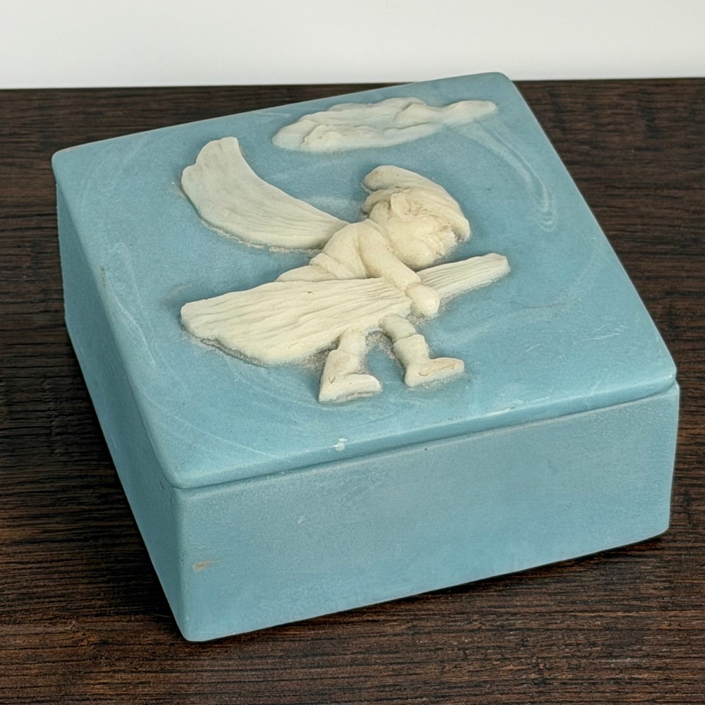 Vintage‎ Jewelry Trinket Box Small Blue Man Mythical Man Elf Fairycore USA